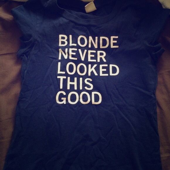 Abercrombie & Fitch Tops Abercrombie And Fitch Graphic Tee Poshmark